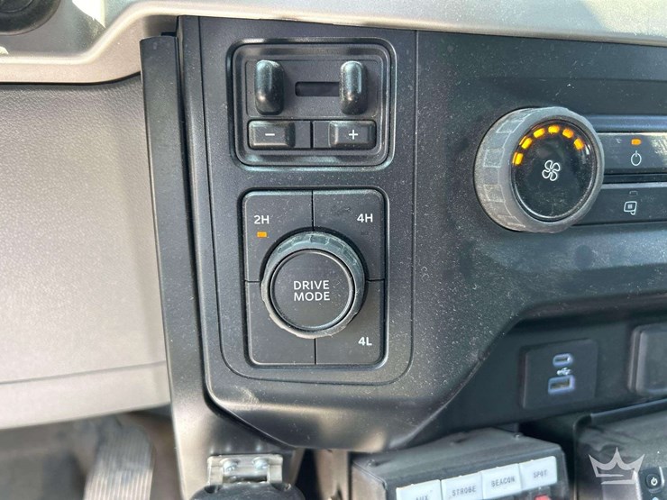 2021-ford-f150-image-13