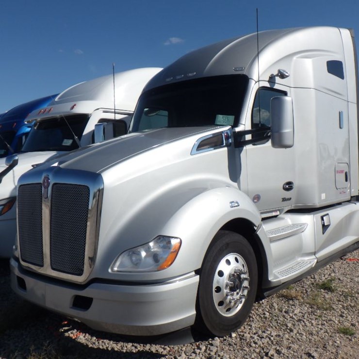 2022 KENWORTH T680