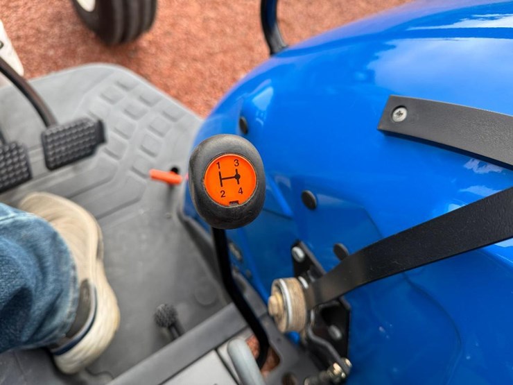 new-holland-tn60a-image-63