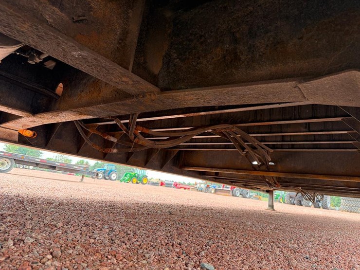 2012-ledwell-48'-image-36