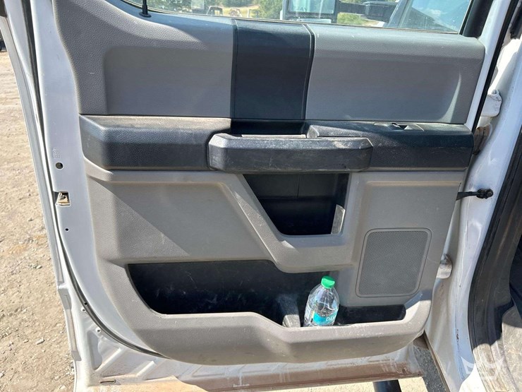 2018-ford-f350-image-21