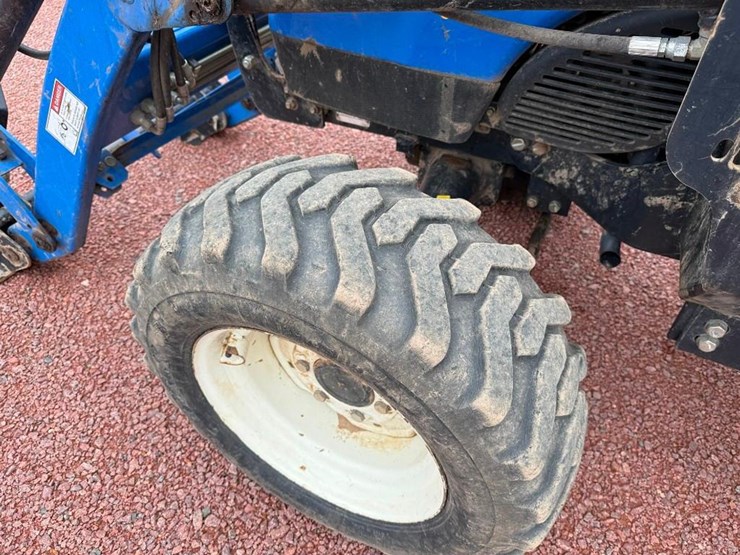 2008-new-holland-250tl-image-8