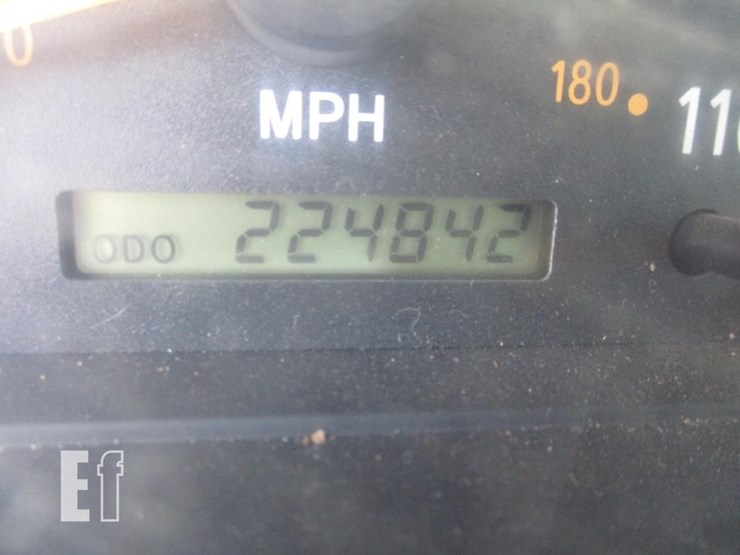 2003-toyota-tundra-image-17