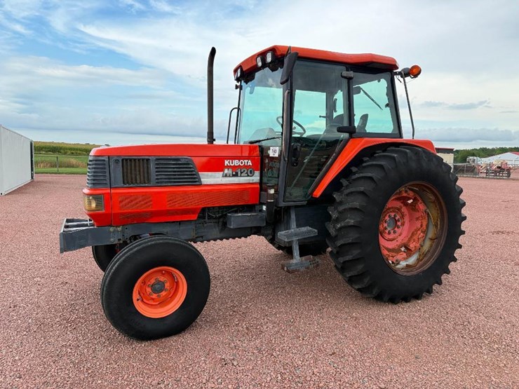 kubota-m120-image-1