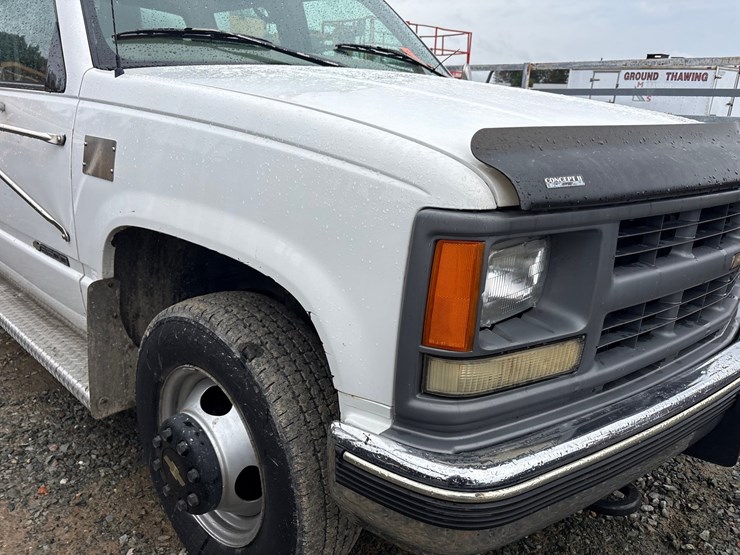 1997-chevrolet-3500-image-28