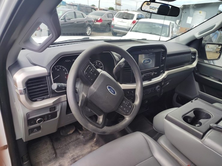 2021-ford-f150-xl-image-7