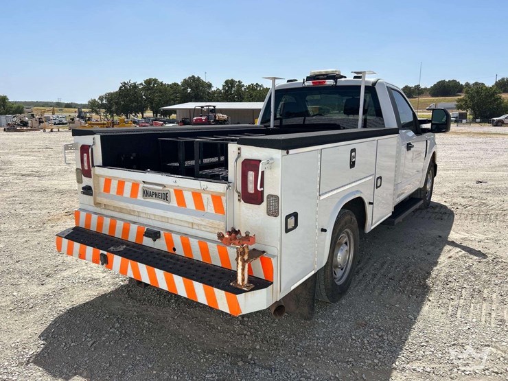 2020-ford-f250-image-3