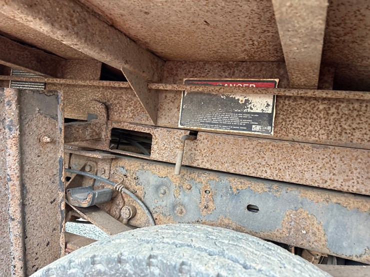 2008-ford-f550-image-38