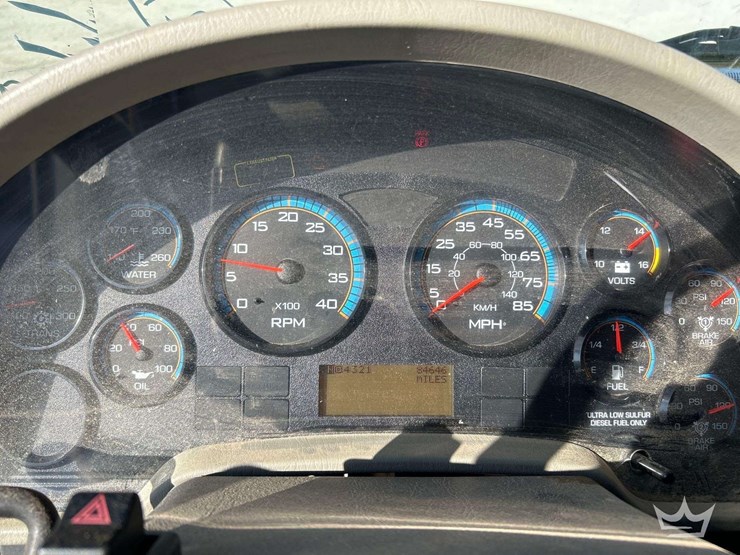2014-international-durastar-4300-image-12