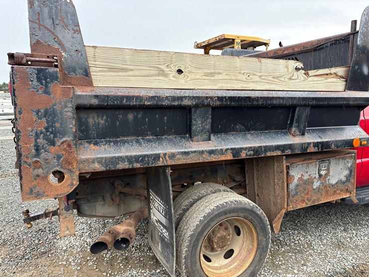 2008-ford-f550-image-17