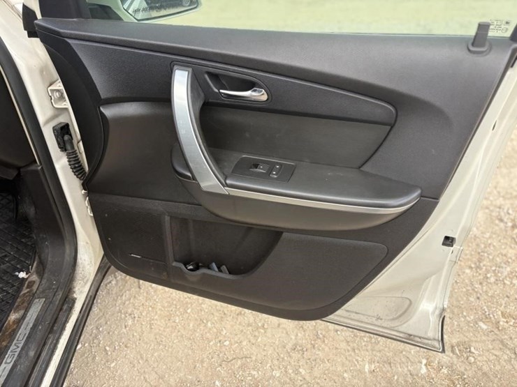2008-gmc-acadia-image-18