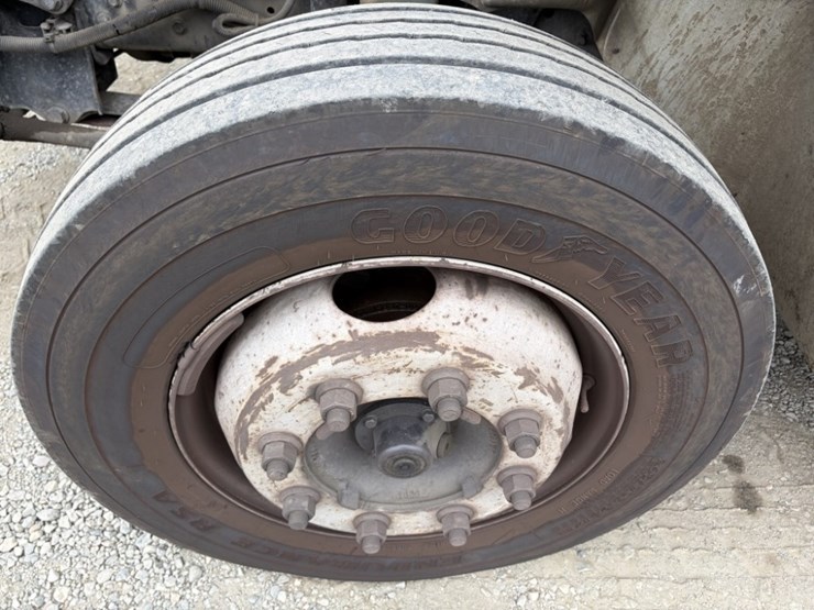 2007-international-durastar-4300-image-15