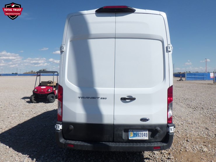 2020-ford-transit-image-5