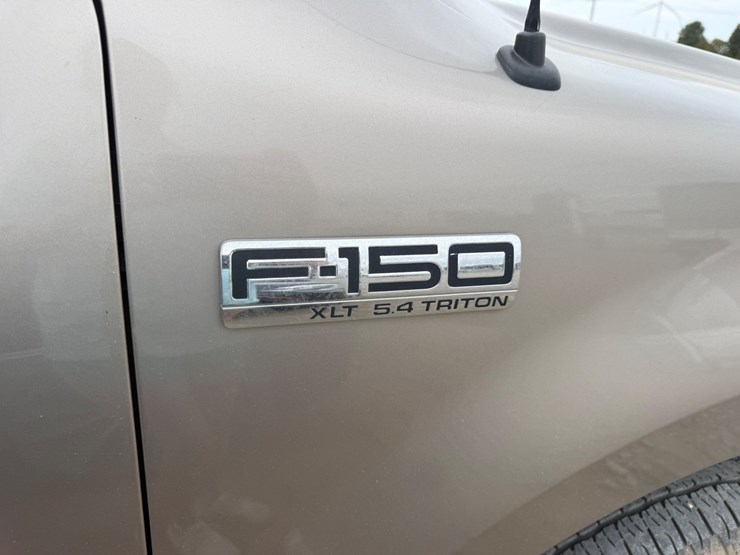 2004-ford-f150-xlt-image-37