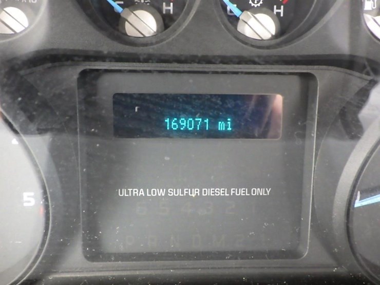 2016-ford-f550-image-35