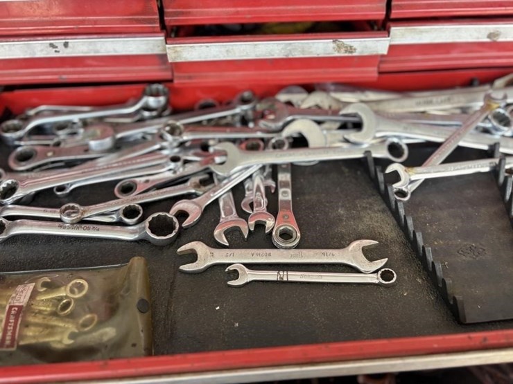 sl---craftsman-3-tier-tool-box-&-contents-image-4