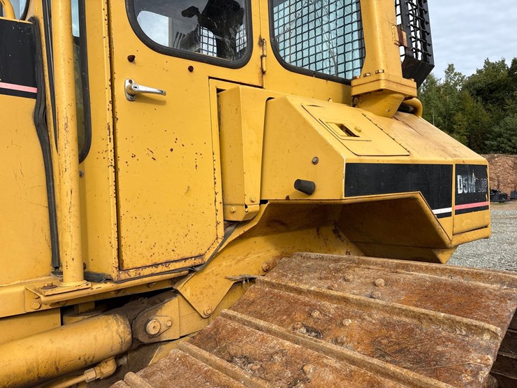 caterpillar-d5m-lgp-image-11