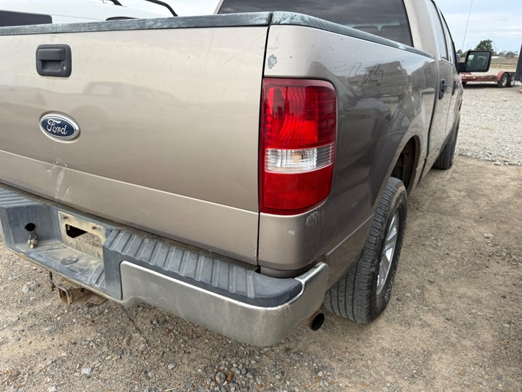 2004-ford-f150-xlt-image-14
