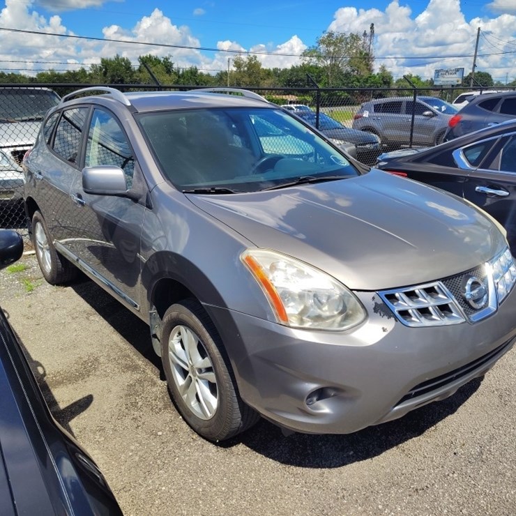 2012 NISSAN ROGUE S