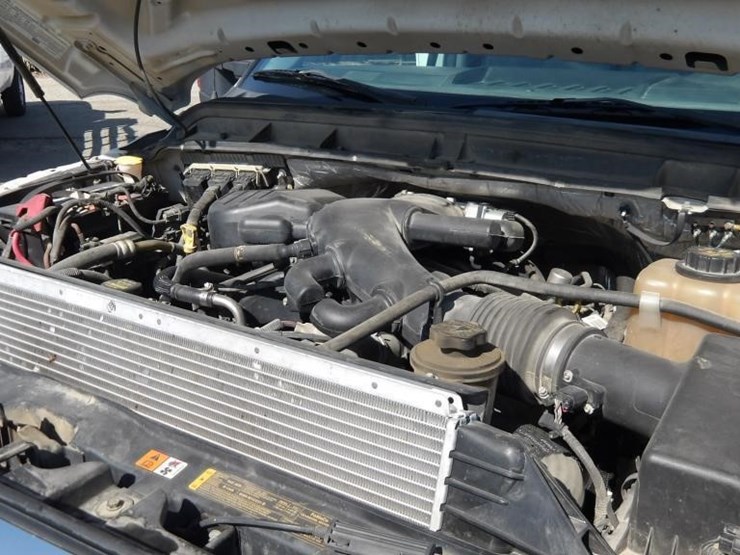 2011-ford-f550-image-7