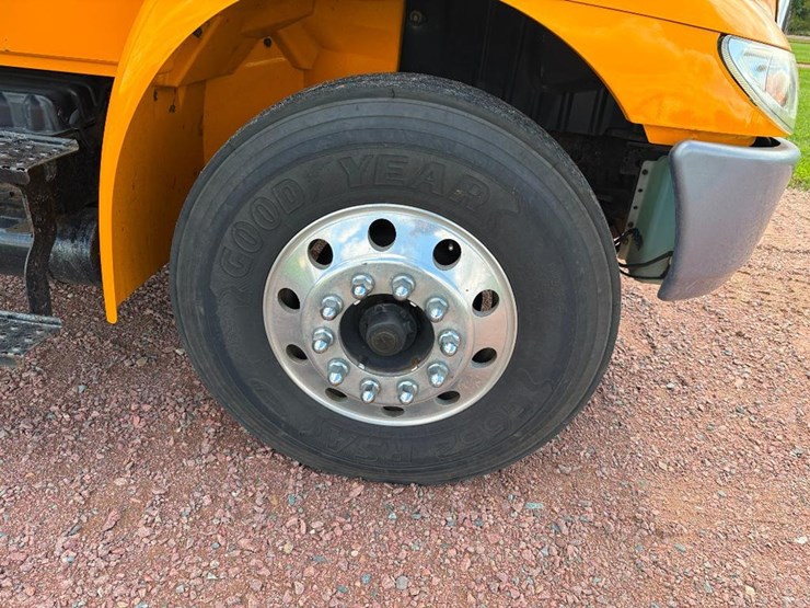 international-durastar-4300-image-11