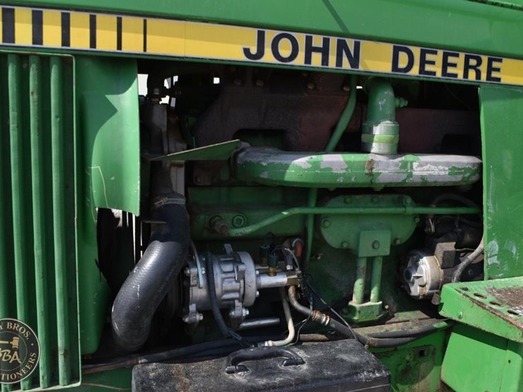 john-deere-4240-image-13
