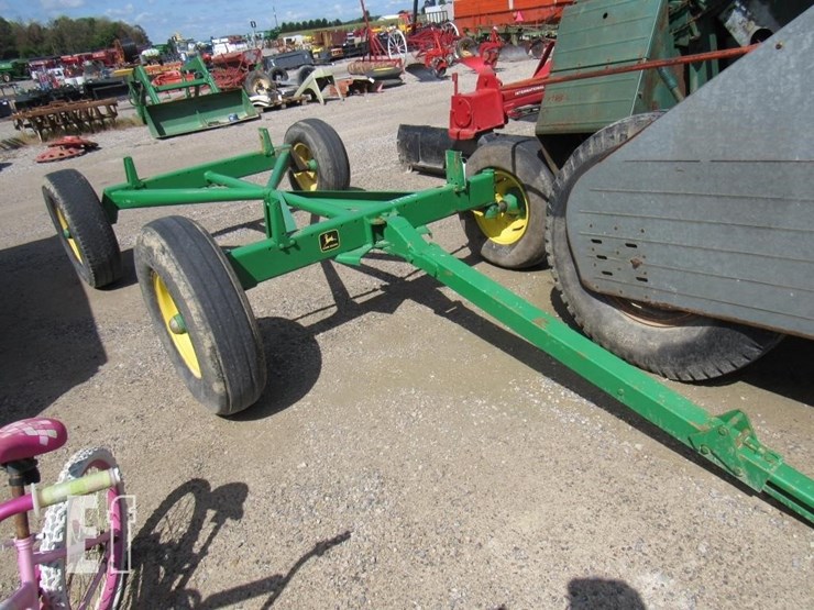 john-deere-1065-image-1