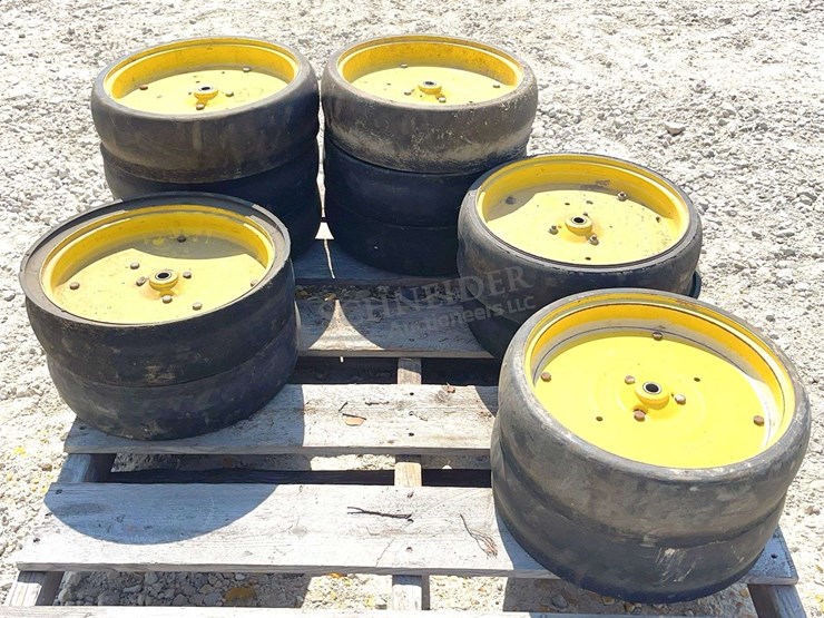 john-deere-1790-image-4