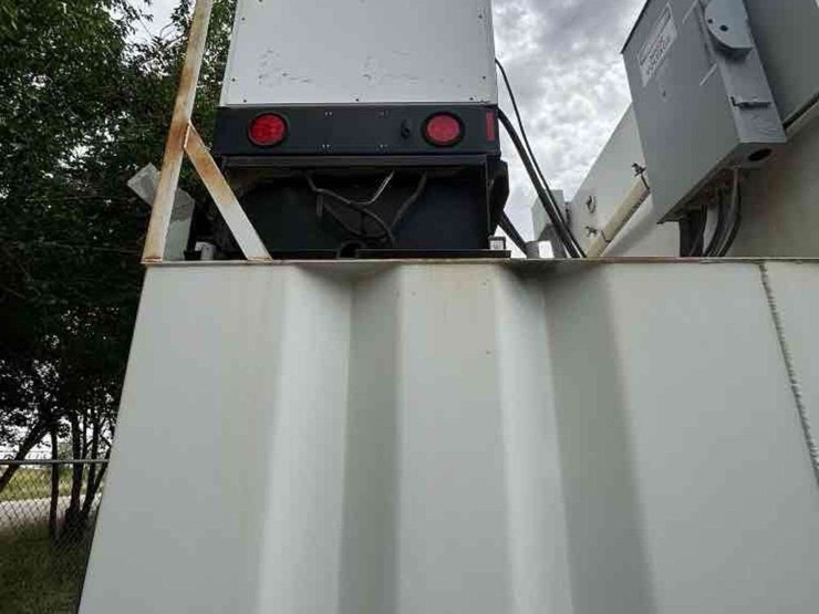 2014-safe-arm-pilot-thomas-logistics-t/a-dual-fuel-wall-fuel-station-image-22