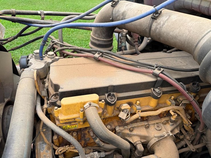 caterpillar-c13-image-44