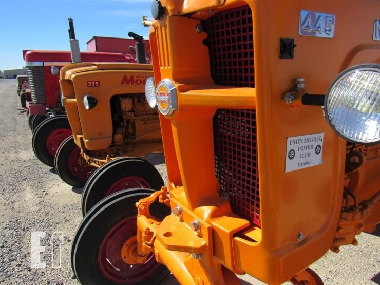 minneapolis-moline-445-image-3
