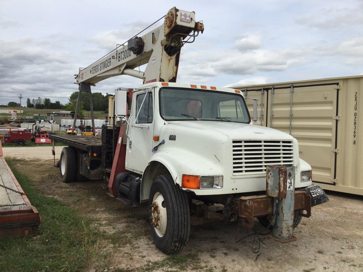 2000-international-durastar-4300-image-2
