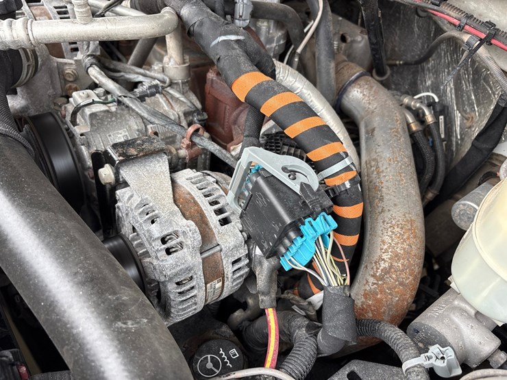 2016-chevrolet-3500-image-66