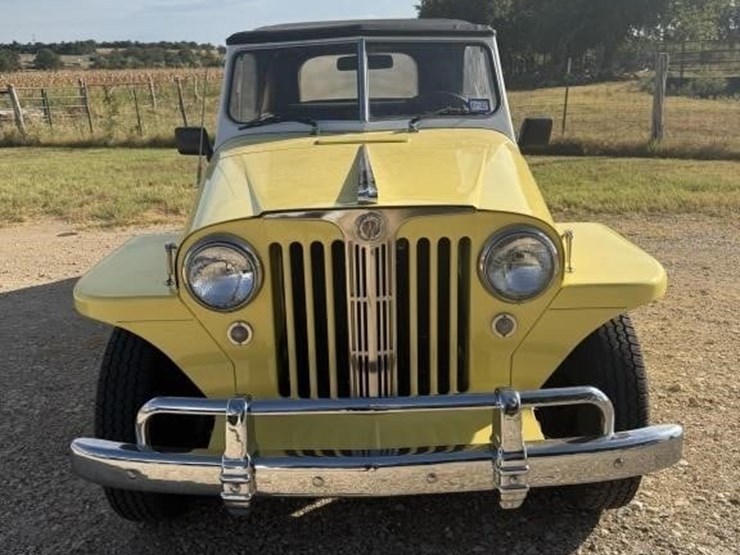 offsite--1949-willy's-jeepster-image-4