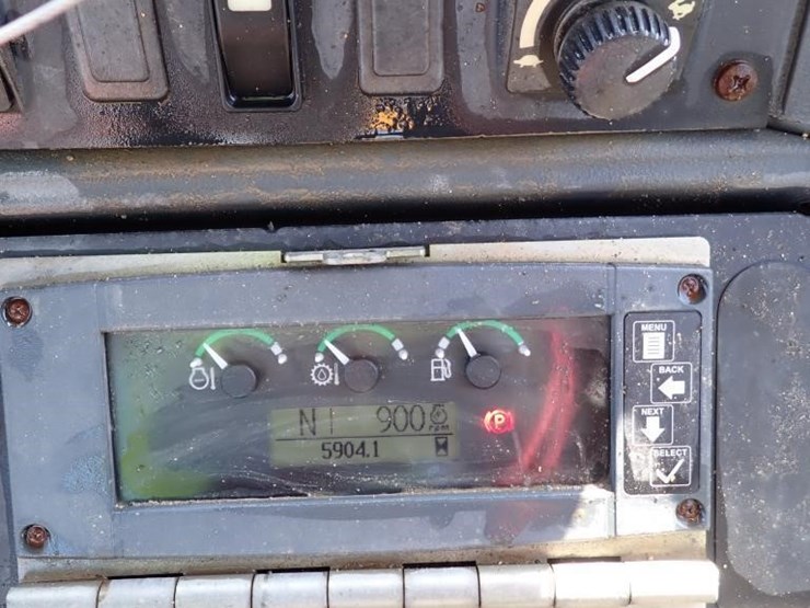2012-deere-310sj-image-30