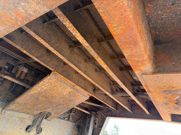 2012-ledwell-48'-image-33