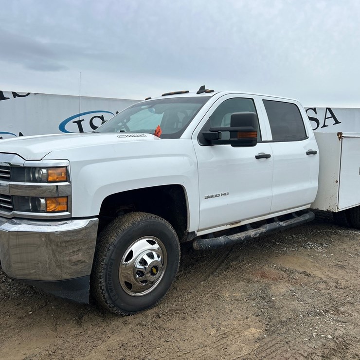 2016 CHEVROLET 3500