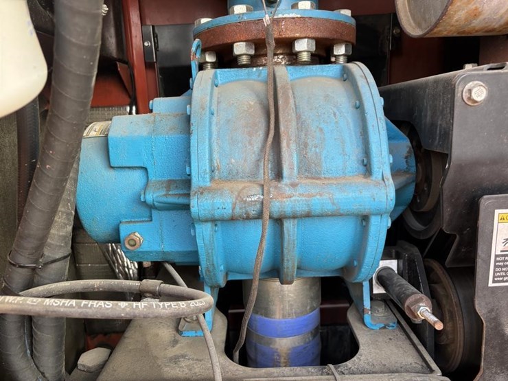 2011-ditch-witch-fx60-image-32