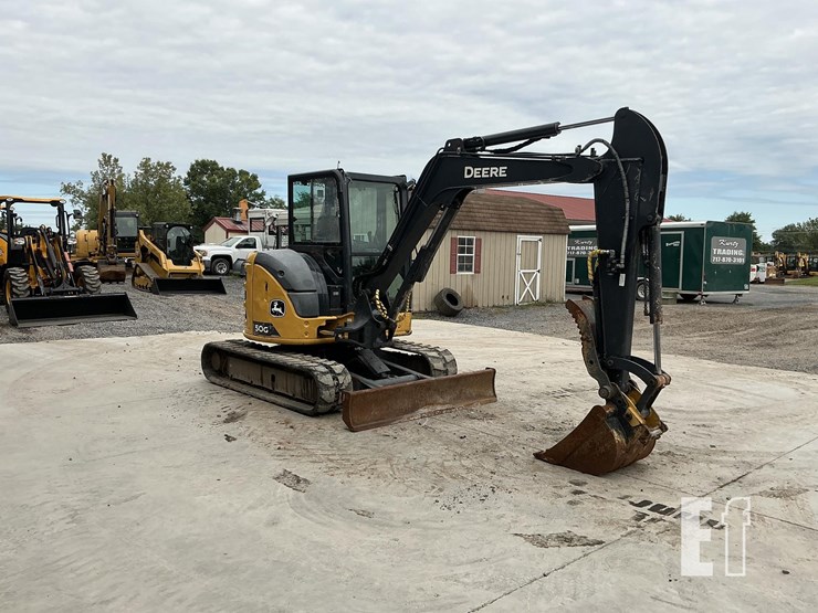 2022-deere-50g-image-6
