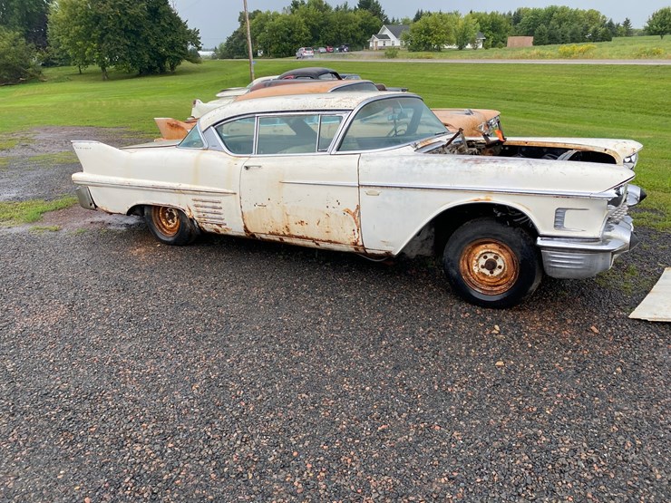 #7474-•-1958-cadillac-(has-wi-title)-(arpin,-wi)-image-4