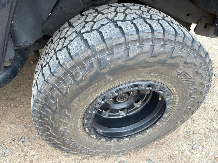 2000-jeep-wrangler-sport-image-14