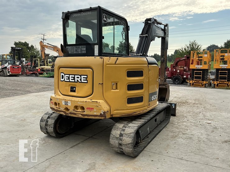 2019-deere-60g-image-4