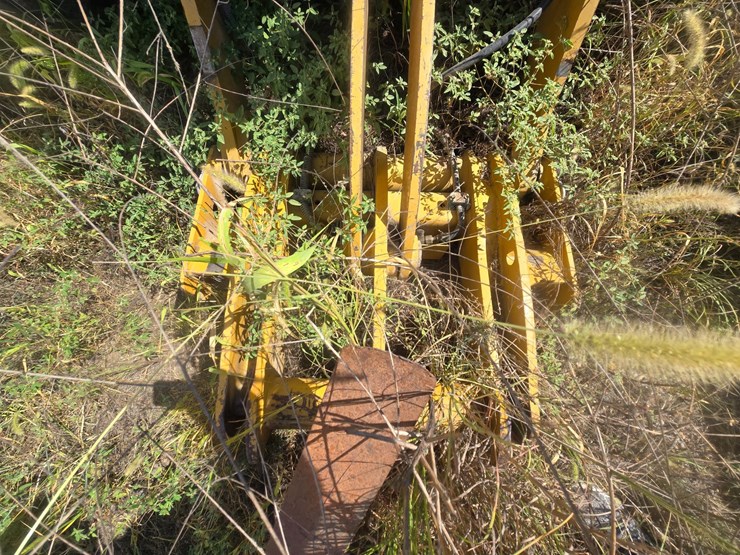 2015-caterpillar-914k-image-36