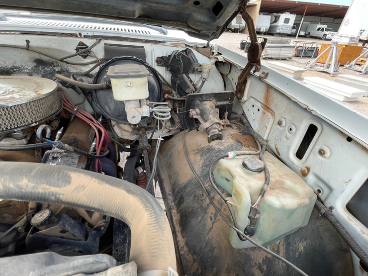 #1057-•-1986-chevrolet-ck10-(has-nm-title)-(on-site-in-las-cruces,-nm)-image-48