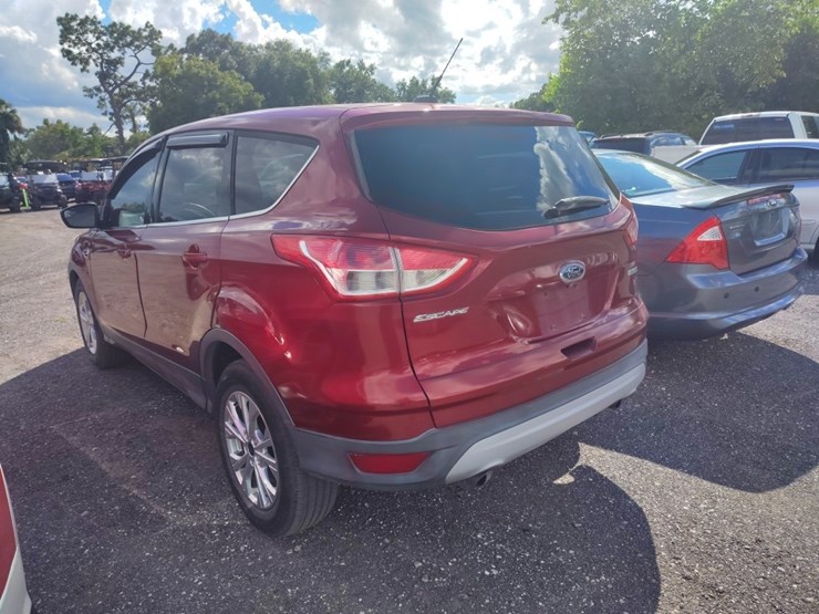 2014-ford-escape-image-3