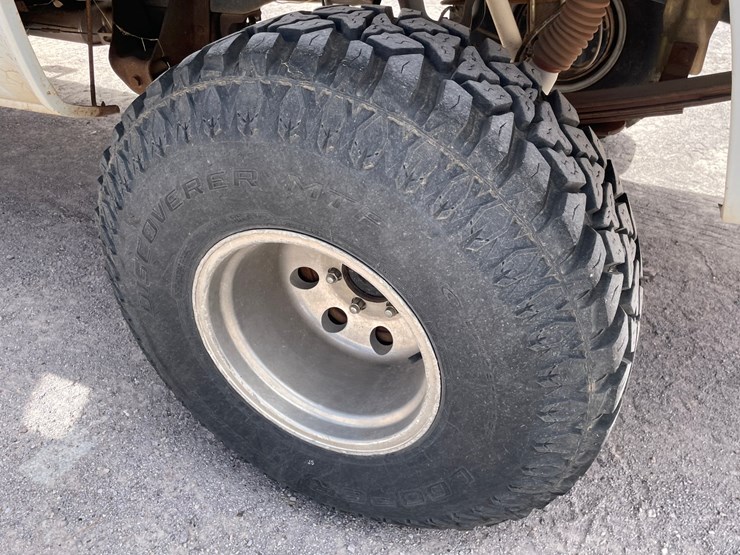 #1057-•-1986-chevrolet-ck10-(has-nm-title)-(on-site-in-las-cruces,-nm)-image-11