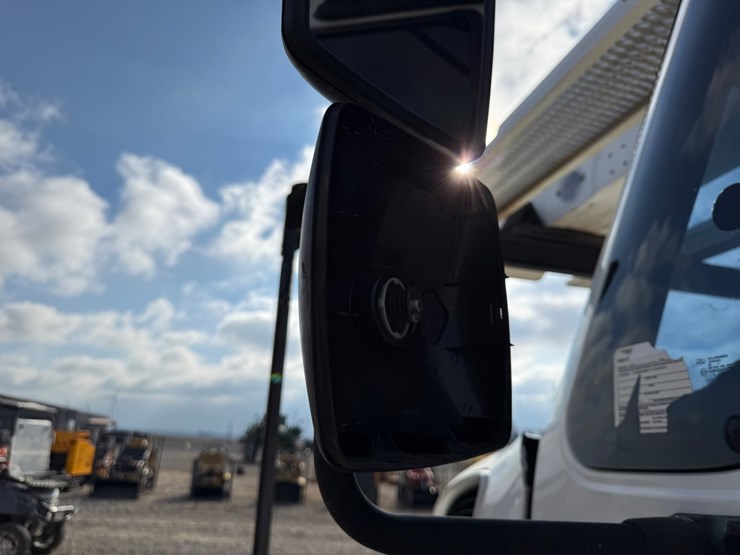 2013-international-durastar-4300-image-102