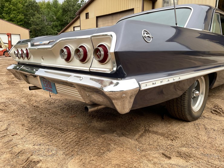 #7000-•-1963-chevy-impala-(has-wi-title)-(colfax,-wi)-image-39