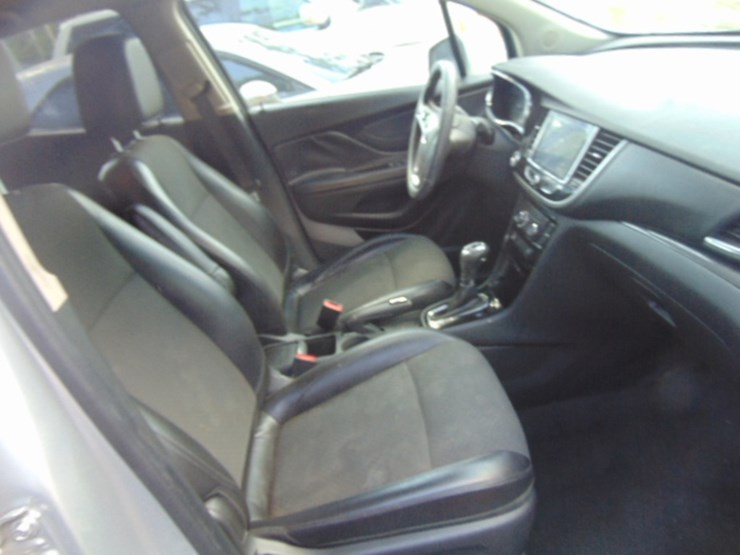 2020-buick-encore-image-5