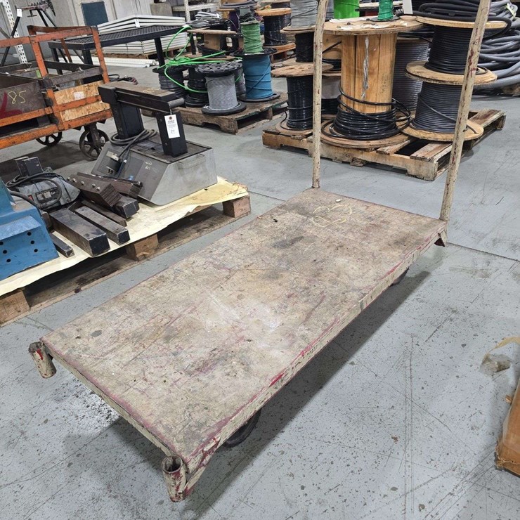 Roll Around Steel Cart on casters